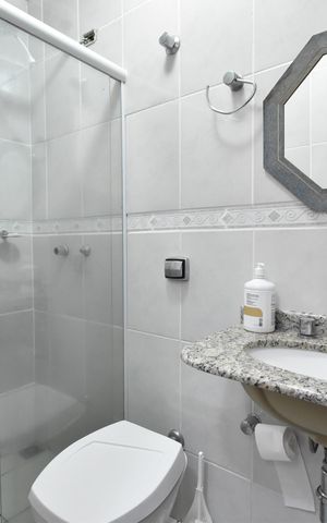 Casa para alugar com 240m², 3 quartos e 1 vagaBanheiro 2