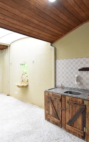 Casa para alugar com 240m², 3 quartos e 1 vagaÁrea gourmet