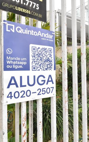 Casa para alugar com 240m², 3 quartos e 1 vagaPlaca