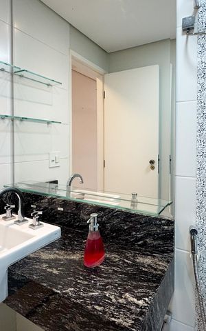Apartamento para alugar com 96m², 3 quartos e 2 vagas Apartamento para alugar com 96m², 3 quartos e 2 vagasBanheiro Social
