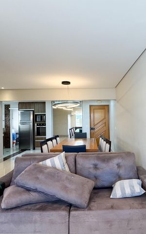 Apartamento para alugar com 96m², 3 quartos e 2 vagas Apartamento para alugar com 96m², 3 quartos e 2 vagasSala