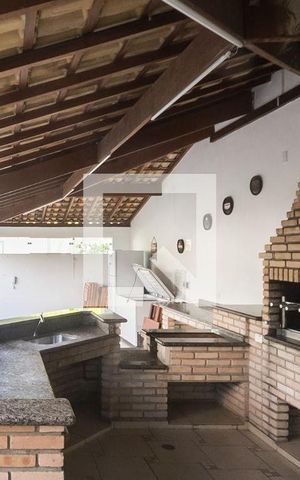 Apartamento para alugar com 96m², 3 quartos e 2 vagas Apartamento para alugar com 96m², 3 quartos e 2 vagasÁrea comum - Churrasqueira