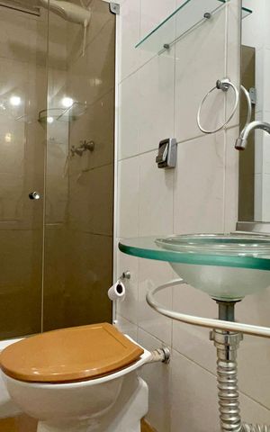 Apartamento à venda com 113m², 3 quartos e 1 vaga Apartamento à venda com 113m², 3 quartos e 1 vagaBanheiro