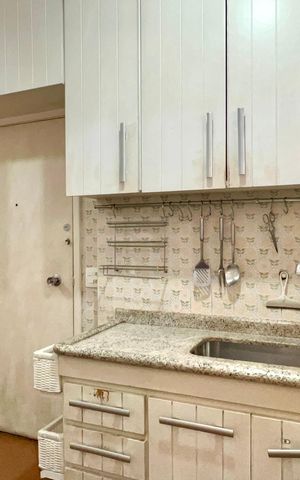 Apartamento à venda com 113m², 3 quartos e 1 vaga Apartamento à venda com 113m², 3 quartos e 1 vagaCozinha