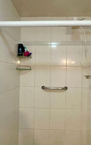 Apartamento à venda com 113m², 3 quartos e 1 vaga Apartamento à venda com 113m², 3 quartos e 1 vagaBanheiro da Suíte