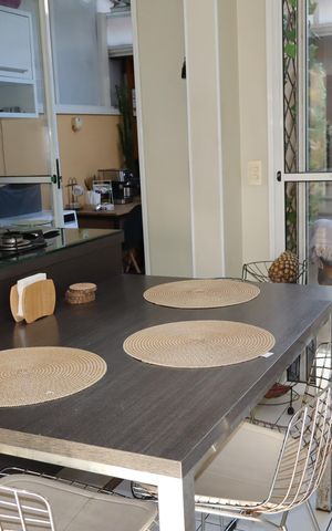 Casa à venda com 94m², 2 quartos e 2 vagasCozinha