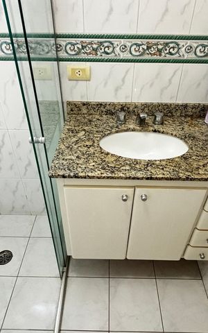Apartamento para alugar com 55m², 2 quartos e 1 vagaBanheiro