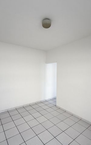Casa para alugar com 50m², 1 quarto e sem vagaSala