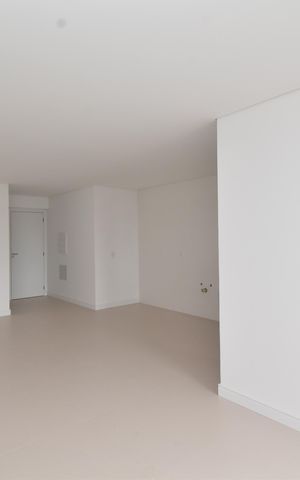 Apartamento à venda com 101m², 3 quartos e 3 vagasSala/Cozinha
