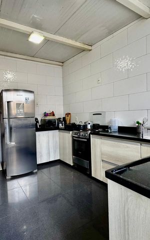 Apartamento à venda com 135m², 3 quartos e 1 vaga Apartamento à venda com 135m², 3 quartos e 1 vagaCozinha