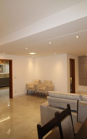 Casa para alugar com 256m², 2 quartos e 2 vagasSala