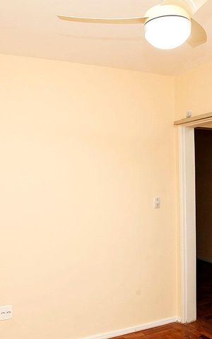 Apartamento à venda com 44m², 1 quarto e sem vagaQuarto