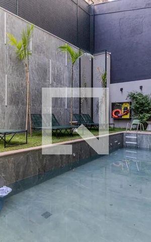 Studio à venda com 29m², 1 quarto e sem vaga Studio à venda com 29m², 1 quarto e sem vagaPiscina