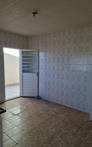 Casa à venda com 650m², 6 quartos e 6 vagas Casa à venda com 650m², 6 quartos e 6 vagasCozinha
