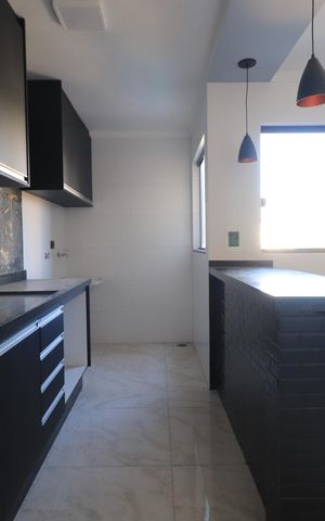 Apartamento à venda com 42m², 2 quartos e 1 vagaCozinha e Área de Serviço