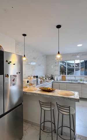 Apartamento à venda com 120m², 2 quartos e 1 vaga Apartamento à venda com 120m², 2 quartos e 1 vagaCozinha
