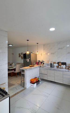 Apartamento à venda com 120m², 2 quartos e 1 vaga Apartamento à venda com 120m², 2 quartos e 1 vagaCozinha