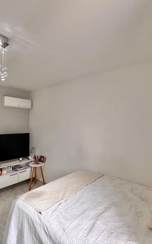 Apartamento à venda com 120m², 2 quartos e 1 vaga Apartamento à venda com 120m², 2 quartos e 1 vagaSuíte