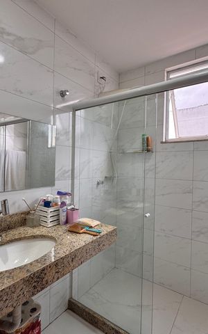 Apartamento à venda com 120m², 2 quartos e 1 vaga Apartamento à venda com 120m², 2 quartos e 1 vagaBanheiro da Suíte