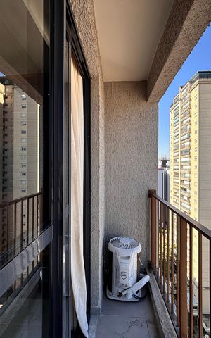 Studio para alugar com 25m², 1 quarto e sem vaga Studio para alugar com 25m², 1 quarto e sem vagaVaranda
