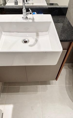 Studio para alugar com 25m², 1 quarto e sem vaga Studio para alugar com 25m², 1 quarto e sem vagaBanheiro