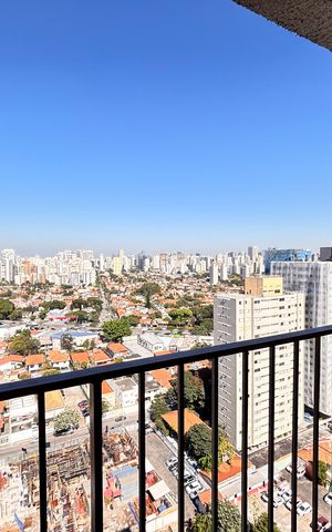 Studio para alugar com 25m², 1 quarto e sem vaga Studio para alugar com 25m², 1 quarto e sem vagaVaranda