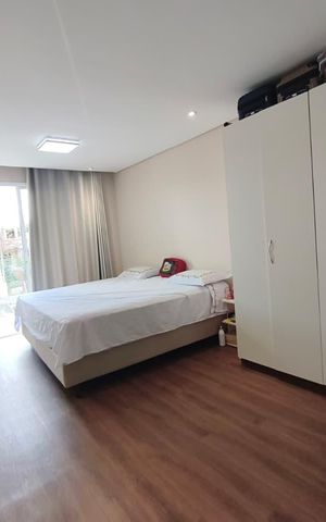 Casa à venda com 312m², 5 quartos e 6 vagasQuarto