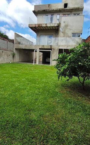 Casa à venda com 312m², 5 quartos e 6 vagasÁrea externa