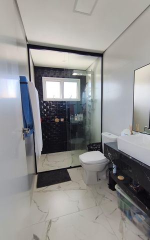 Casa à venda com 312m², 5 quartos e 6 vagasBanheiro