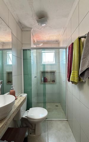 Apartamento à venda com 63m², 2 quartos e 2 vagas Apartamento à venda com 63m², 2 quartos e 2 vagasBanheiro da Suíte