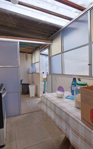 Casa à venda com 320m², 4 quartos e 2 vagasCozinha 3