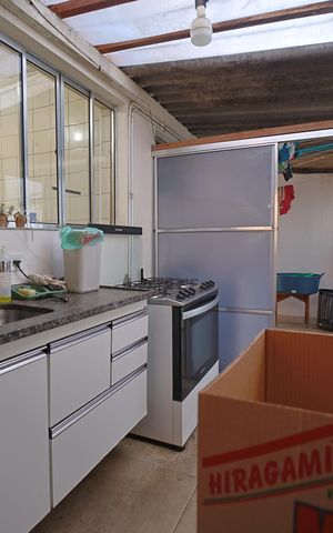Casa à venda com 320m², 4 quartos e 2 vagasCozinha 3