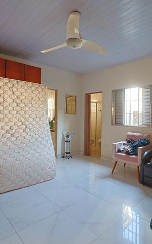 Casa à venda com 320m², 4 quartos e 2 vagasQuarto 2