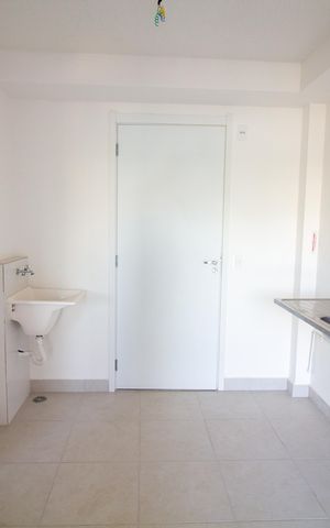 Apartamento à venda com 28m², 1 quarto e sem vaga Apartamento à venda com 28m², 1 quarto e sem vagaÁrea de Serviço
