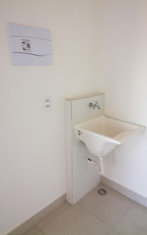 Apartamento à venda com 28m², 1 quarto e sem vaga Apartamento à venda com 28m², 1 quarto e sem vagaÁrea de Serviço