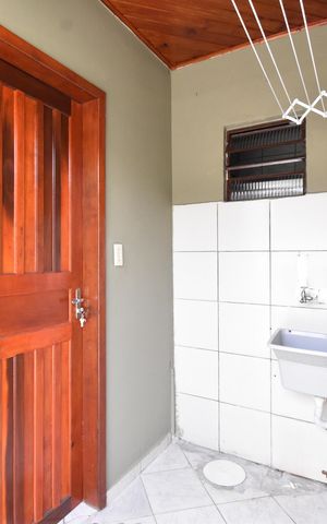 Casa de condomínio para alugar com 37m², 1 quarto e sem vagaÁrea de Serviço