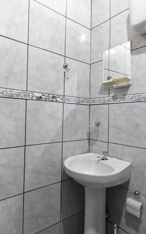 Casa de condomínio para alugar com 37m², 1 quarto e sem vagaBanheiro do Studio