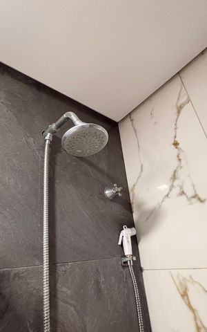 Apartamento à venda com 47m², 2 quartos e 1 vaga Apartamento à venda com 47m², 2 quartos e 1 vagaBanheiro