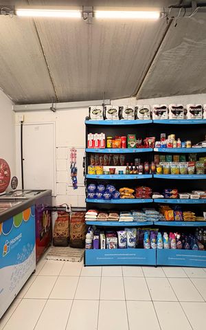 Apartamento à venda com 47m², 2 quartos e 1 vaga Apartamento à venda com 47m², 2 quartos e 1 vagaMercadinho