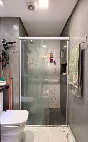 Apartamento à venda com 47m², 2 quartos e 1 vaga Apartamento à venda com 47m², 2 quartos e 1 vagaBanheiro