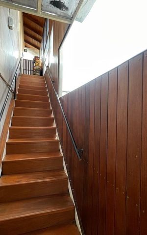 Casa à venda com 250m², 3 quartos e 4 vagas