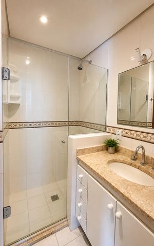Apartamento para alugar com 179m², 2 quartos e 2 vagas Apartamento para alugar com 179m², 2 quartos e 2 vagasBanheiro