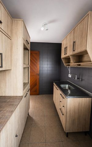 Apartamento para alugar com 179m², 2 quartos e 2 vagas Apartamento para alugar com 179m², 2 quartos e 2 vagasCozinha
