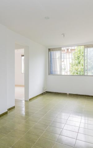 Apartamento à venda com 53m², 2 quartos e 1 vaga Apartamento à venda com 53m², 2 quartos e 1 vagaSala