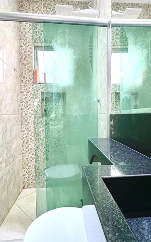 Casa à venda com 64m², 2 quartos e 1 vaga Casa à venda com 64m², 2 quartos e 1 vagaBanheiro