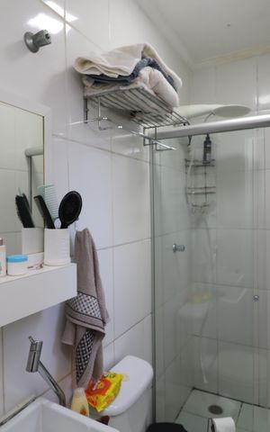 Casa de condomínio à venda com 82m², 2 quartos e 1 vagaBanheiro da Suíte 2