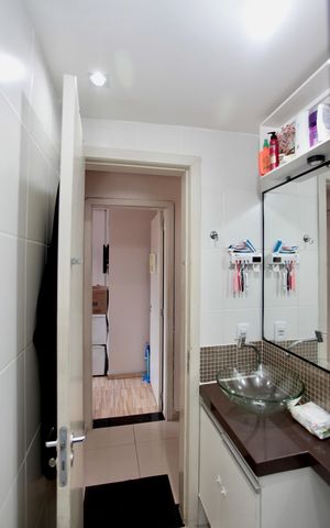 Apartamento à venda com 50m², 2 quartos e 1 vaga Apartamento à venda com 50m², 2 quartos e 1 vagaBanheiro Social