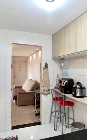 Apartamento à venda com 50m², 2 quartos e 1 vaga Apartamento à venda com 50m², 2 quartos e 1 vagaCozinha e Área de Serviço