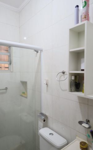 Casa à venda com 105m², 2 quartos e 4 vagasBanheiro