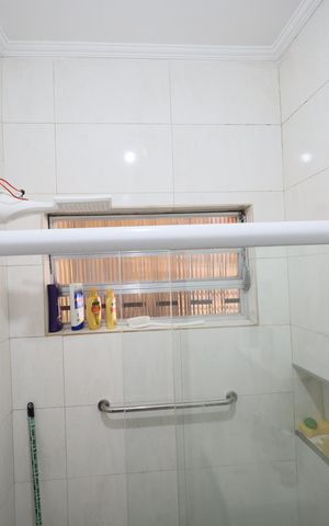 Casa à venda com 105m², 2 quartos e 4 vagasBanheiro
